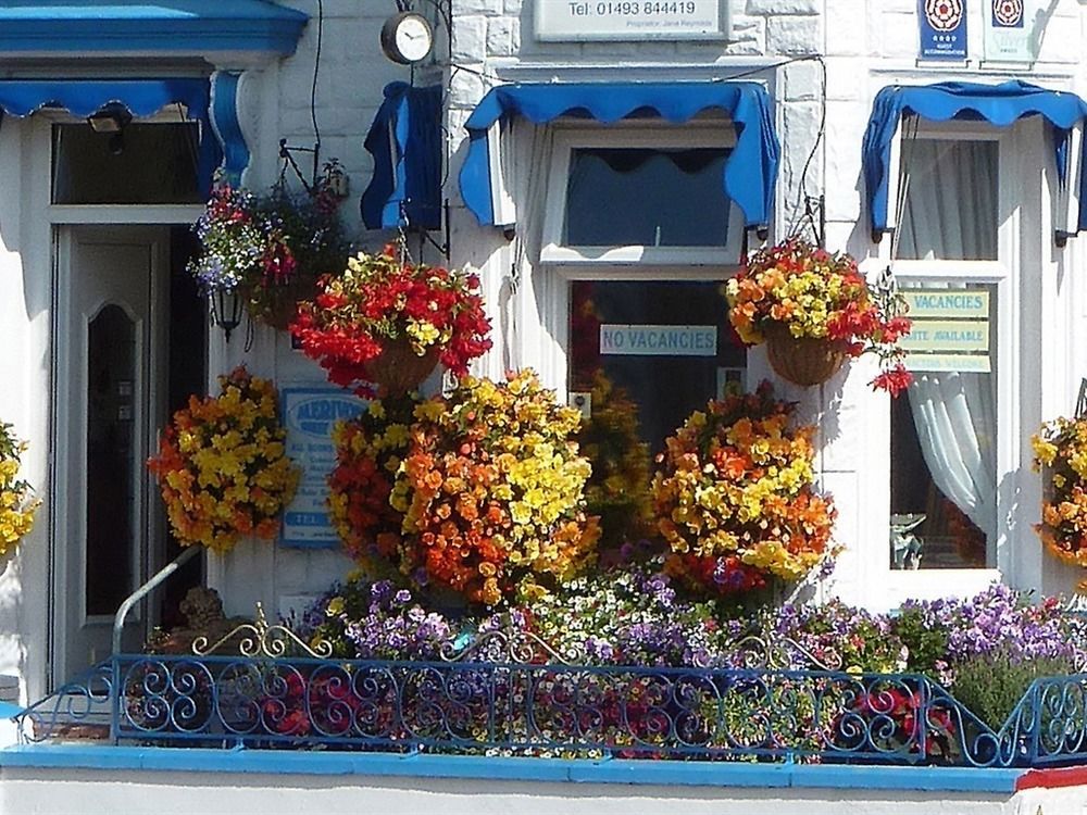 Merivon guest house Great Yarmouth Extérieur photo